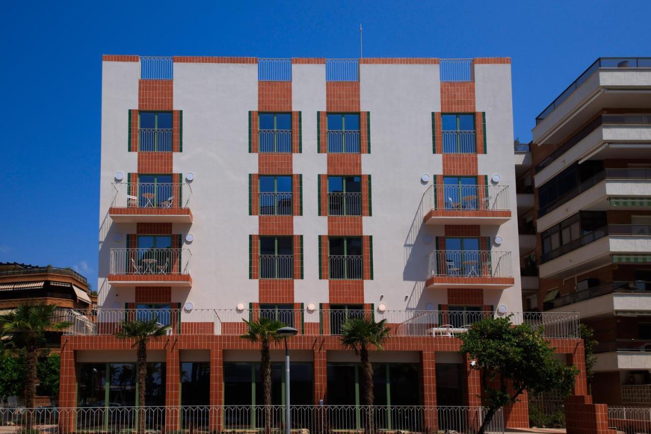 Terra Aurea Aparthotel Salou Eksteriør bilde